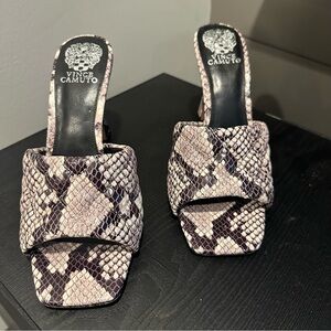 Vince Camuto Women's Snakeskin Mules - Black and‎ Cream